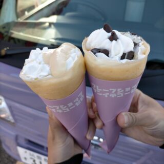 紫色の可愛いキッチンカーが目印で絶妙な甘さでモチモチ感が癖になる