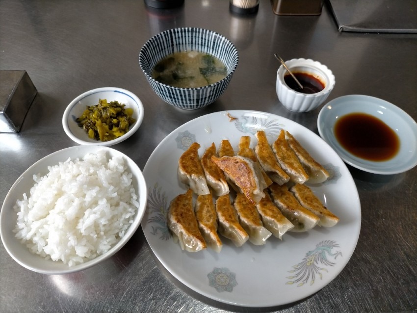 餃子を求めて遠方からでも食べに行きたい餃子の名店! 王香