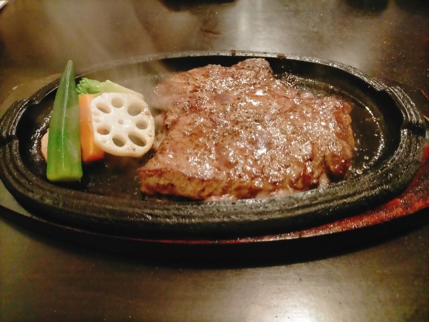 お肉好きがこぞって集まるコスパ最高 肉が一番 高砂店
