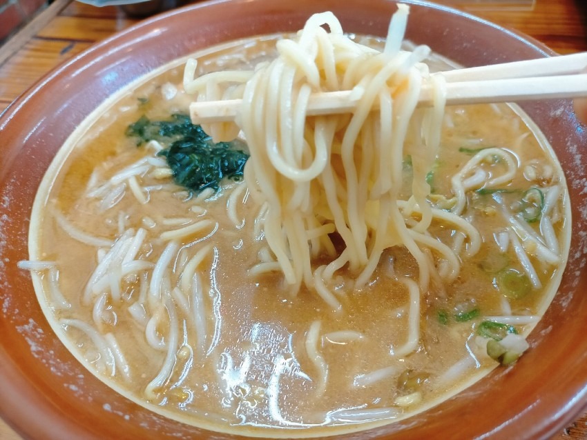 幅広い世代の地元民から愛される昔ながらの味噌ラーメン専門店!タンポポ亭