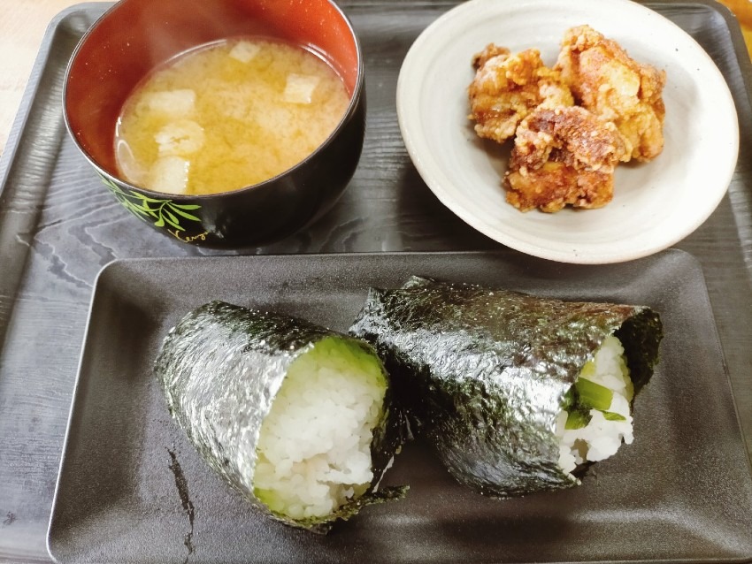 リーズナブルなのにボリューム満点で美味しいと話題!おにぎりカフェBoo