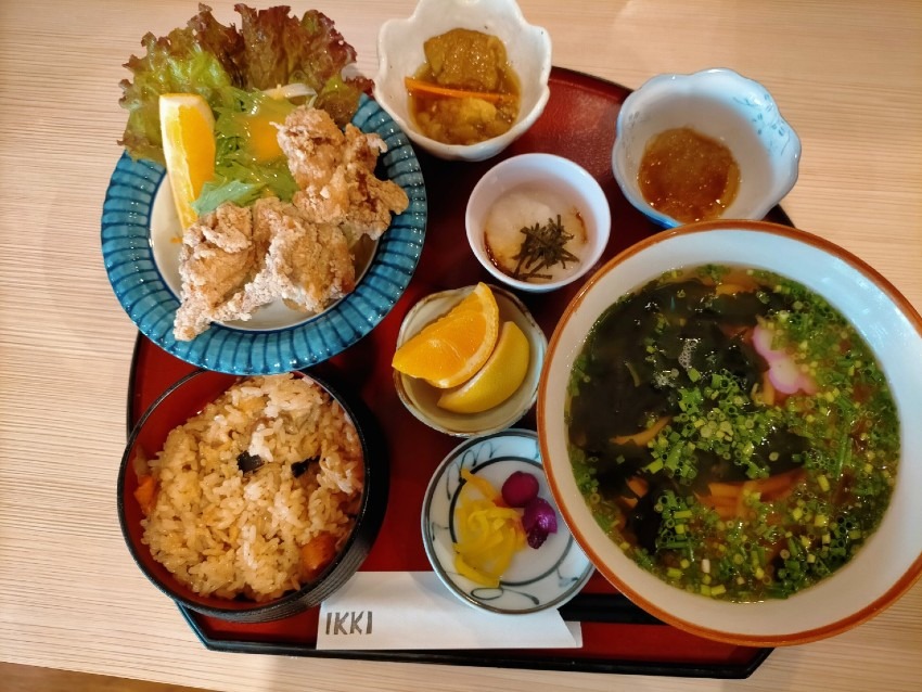 定食メニューはどれも美味しくボリューム満点!居食屋一樹 (いっき)