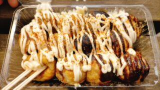 ソース以外の味付けも豊富で12個で400円の味自慢のたこ焼き |たこ二番